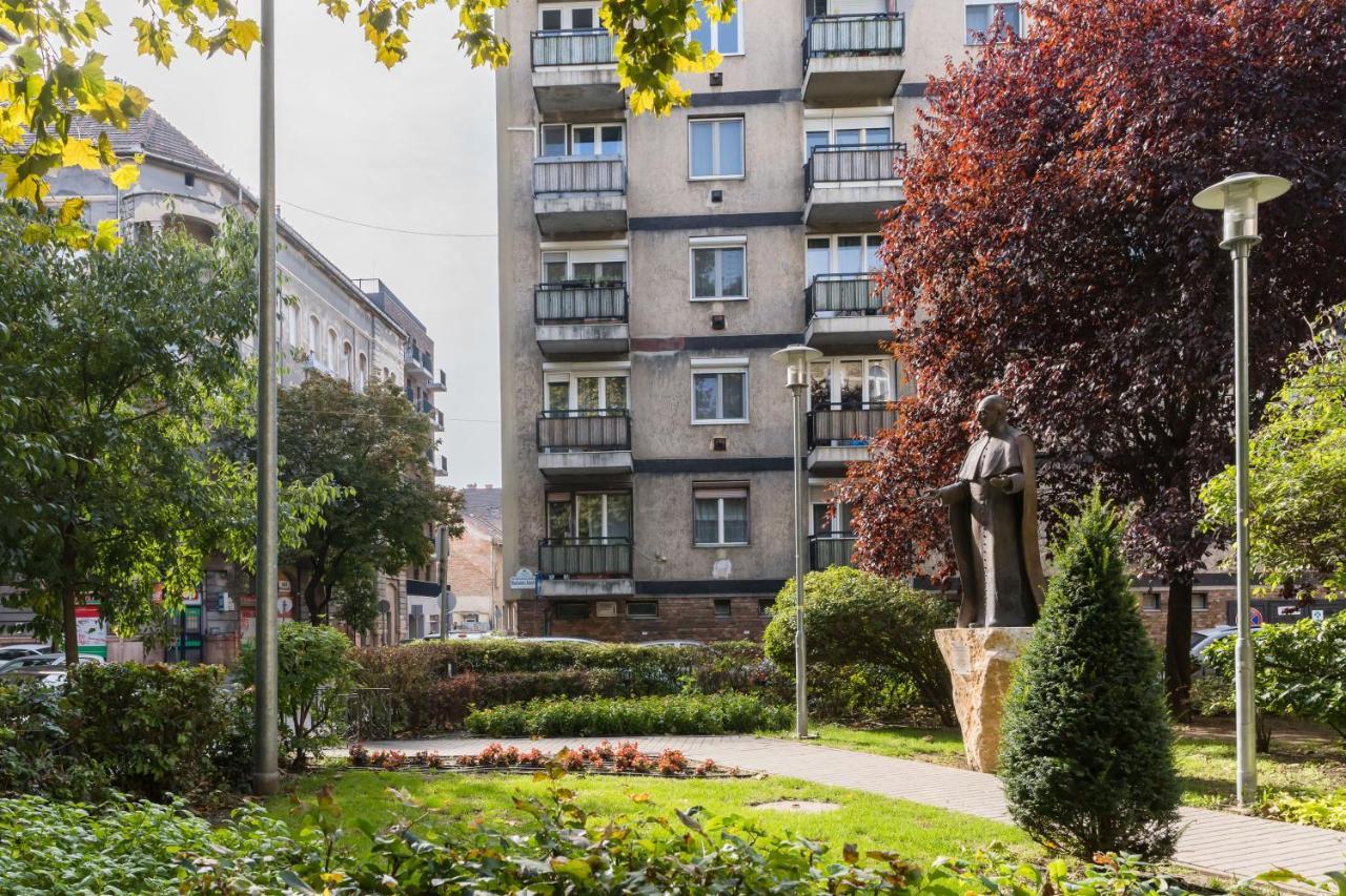 New Blue Danube Apartment With Balcony And Parking 부다페스트 외부 사진